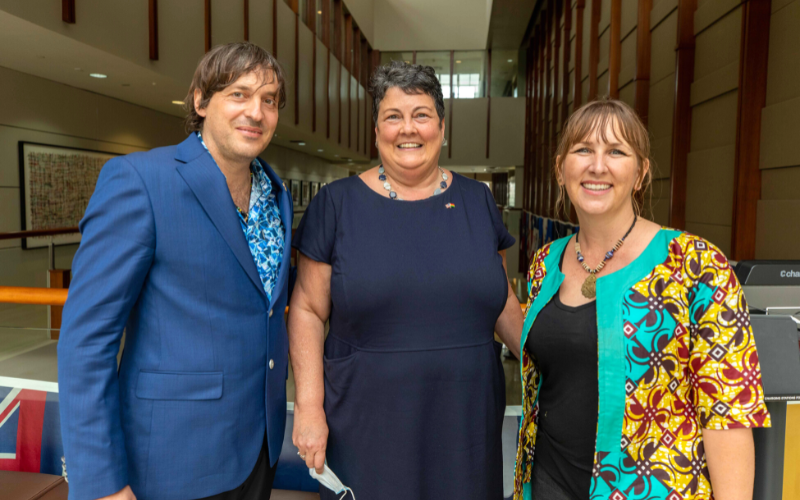 Dr. Anatoli Ignatov (left) and Dr. Jacqui Ignatova (right) stand with Virginia Palmer (center), the United States ambassador to Ghana.